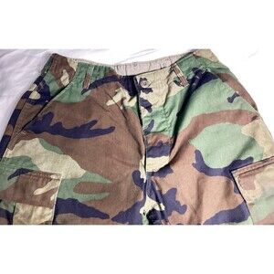 Combat Woodland Camouflage vintage Small/regular waste 27”to 31” X 29, 80’s Camo